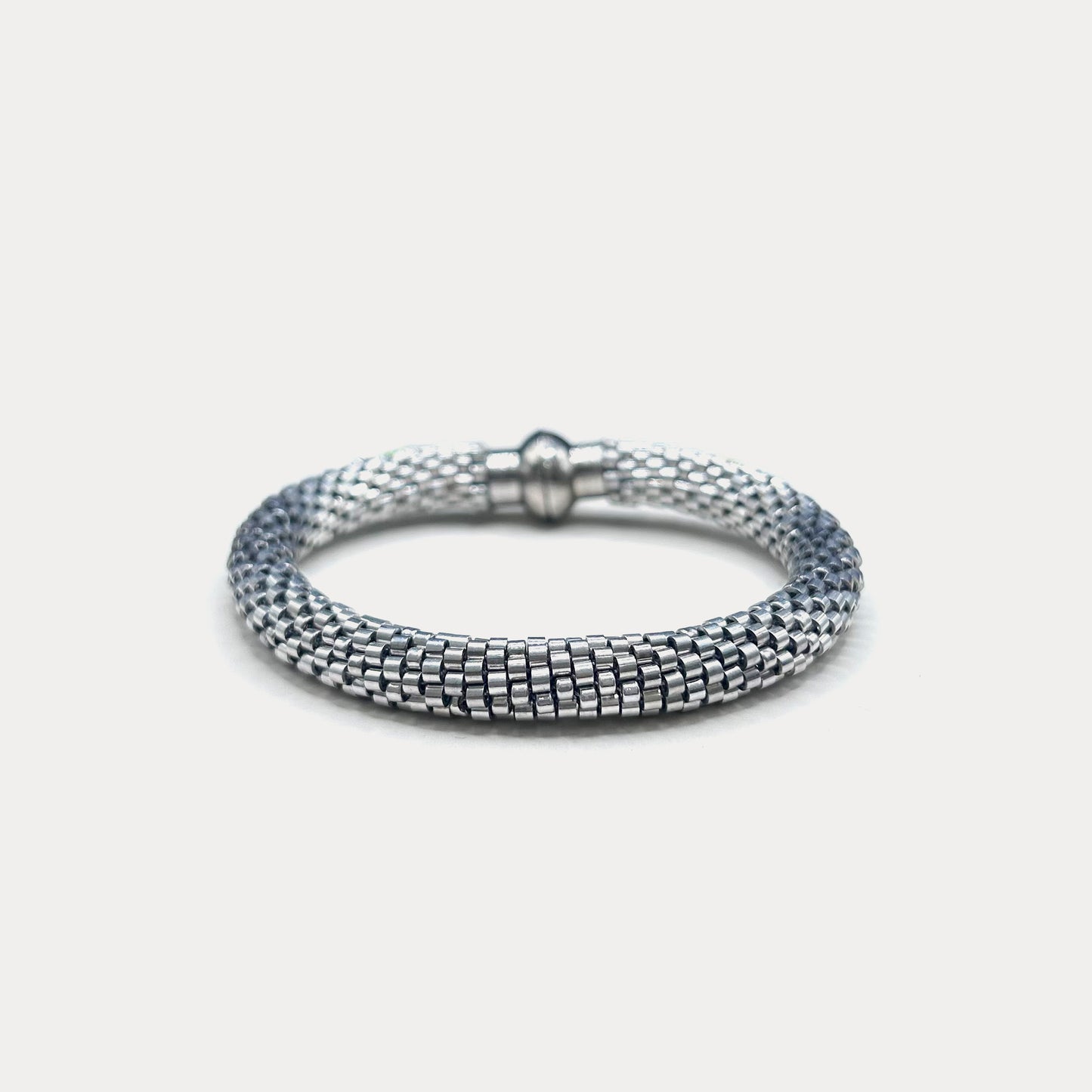 Talesh Magnet Silver Chrome