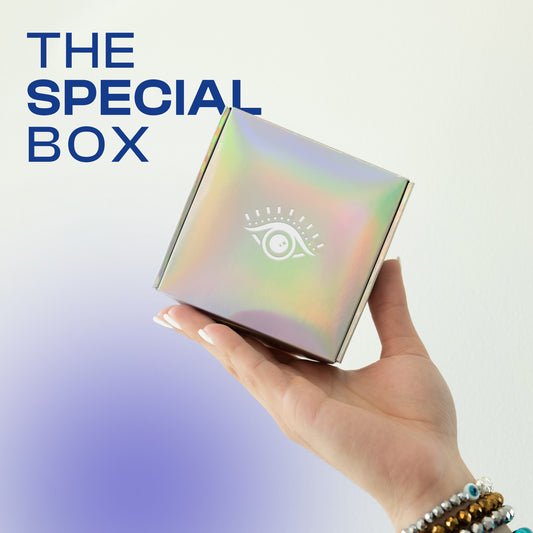 The Special Box of Happiness - Ayounik Happy Club