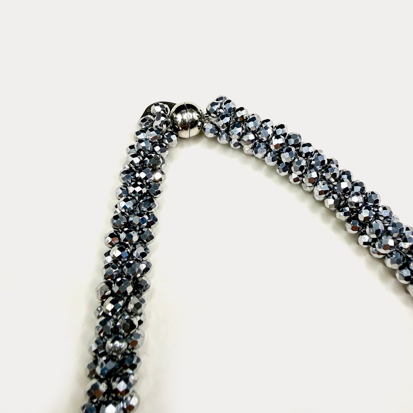 Magnet Crystal Necklace Silver